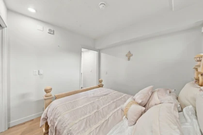 Bedroom 2 Photo of 507 239 Keefer Street, Vancouver, BC