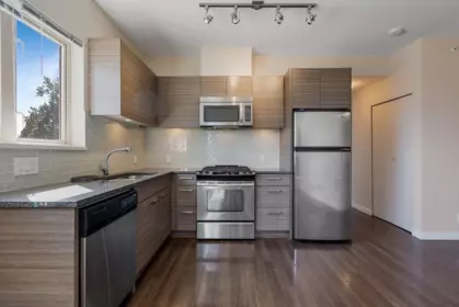410 13228 Old Yale Road, Surrey, BC, Surrey — Apartment/Condo for sale