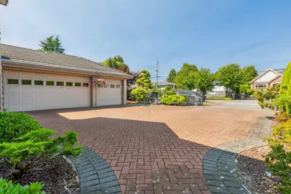 6320 Bassett Road, Richmond, BC, Richmond — Single Family Residence for sale