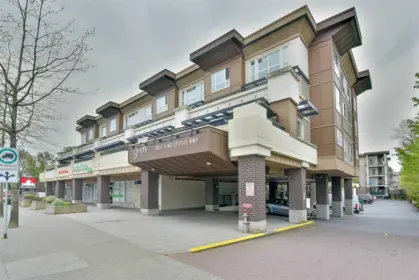 123 9655 King George Blvd Boulevard, Surrey, BC, Surrey — Apartment/Condo for sale