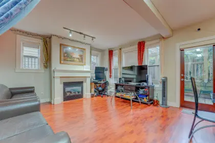 5577 Jersey Avenue, Burnaby, BC, Burnaby — Apartment/Condo for sale
