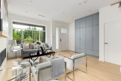 4065 W 41st Avenue, Vancouver, BC, Vancouver — Half Duplex for sale