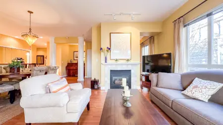 202 6198 Ash Street, Vancouver, BC, Vancouver — Apartment/Condo for sale