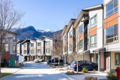 23 38684 Buckley Avenue, Squamish, BC, Squamish — Townhouse for sale