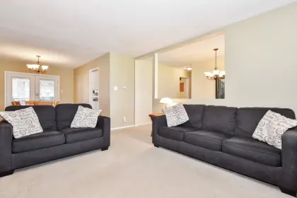 2872 Old Clayburn Road, Abbotsford, BC, Abbotsford — Single Family Residence for sale