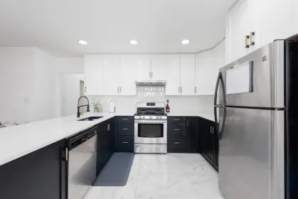 25 3500 Cunningham Drive, Richmond, BC, Richmond — Townhouse for sale