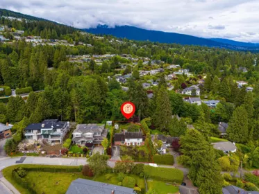 2050 Westdean Crescent, West Vancouver, BC, West vancouver — Single Family Residence for sale