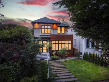 3947 W 20th Avenue, Vancouver, BC, Vancouver — Single Family Residence for sale