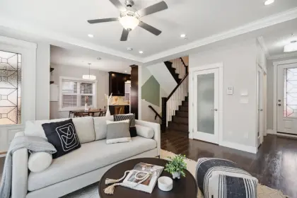 756 E 12 Avenue, Vancouver, BC, Vancouver — Half Duplex for sale