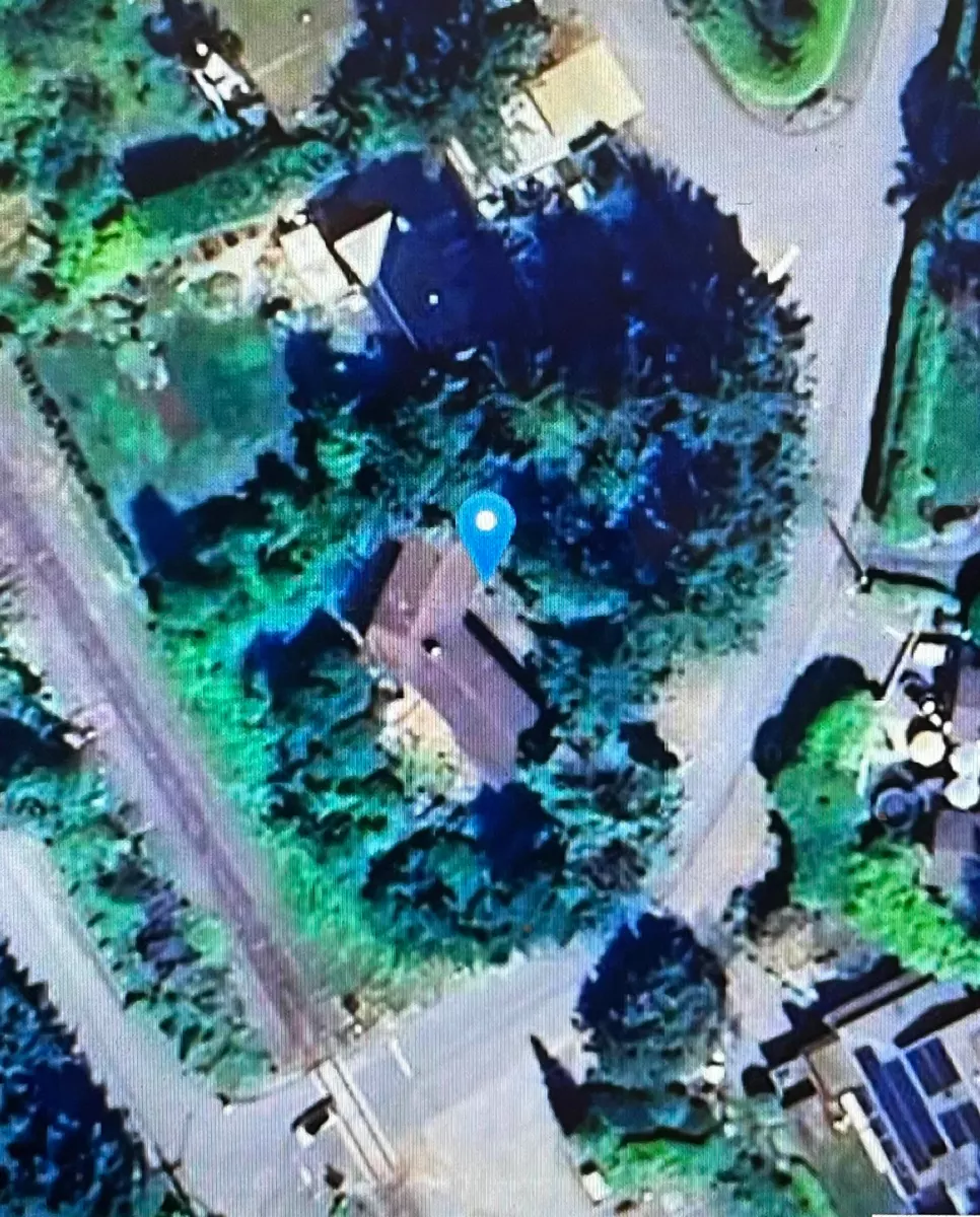 Swimming Pool Photo of 35 Lions Bay Avenue, Lions Bay, BC