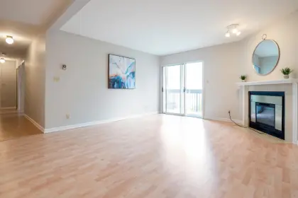 203 46033 Chilliwack Central Road, Chilliwack, BC, Chilliwack — Apartment/Condo for sale