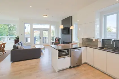5851 St. George Street, Vancouver, BC, Vancouver — Half Duplex for sale