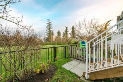 60 19480 66 Avenue, Surrey, BC, Surrey — Townhouse for sale