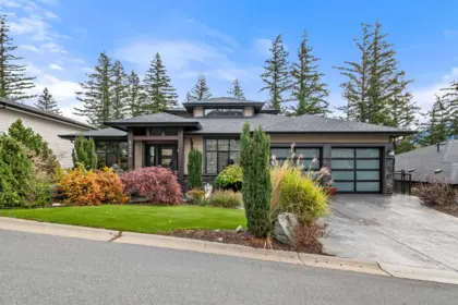 5434 Abbey Crescent, Chilliwack, BC, Chilliwack — Single Family Residence for sale