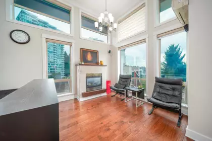 Kitchen Photo of 406 5779 Birney Avenue, Vancouver, BC