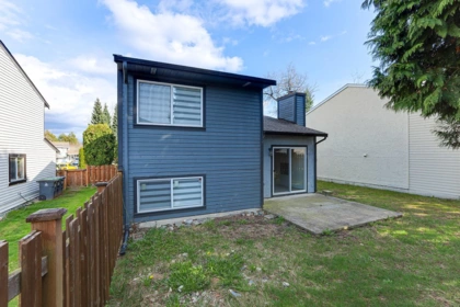 Hot Tub / Spa Photo of 12458 76b Avenue, Surrey, BC