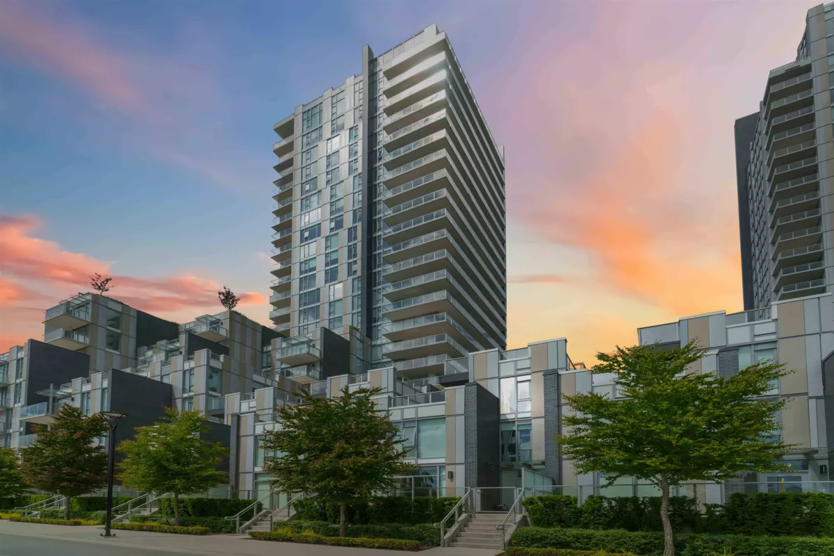 Exterior Rear Photo of 681 W 59th Avenue, Vancouver, BC