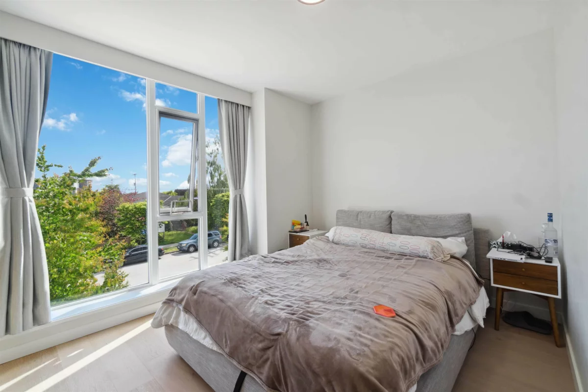 Primary Bedroom Photo of 681 W 59th Avenue, Vancouver, BC