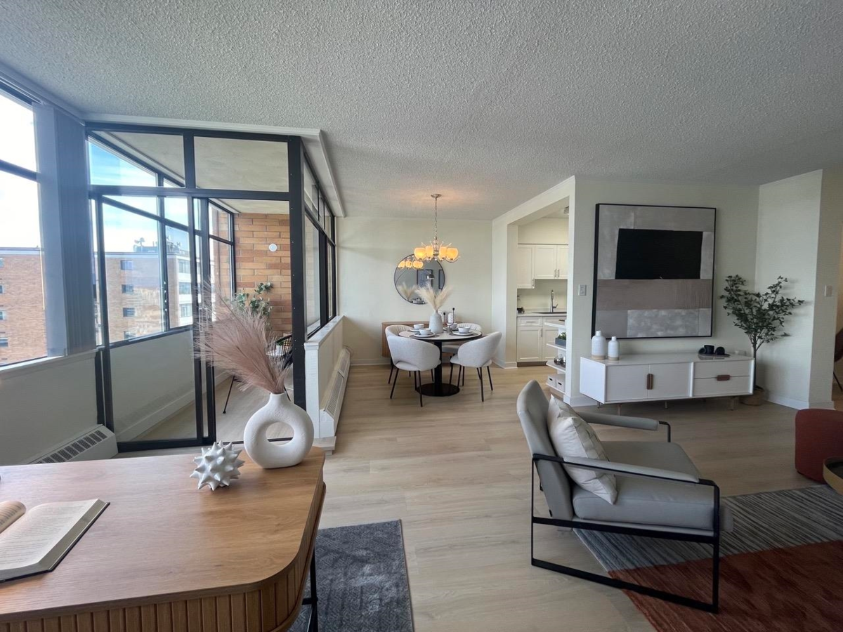 Kitchen Photo of 1603 6631 Minoru Boulevard, Richmond, BC
