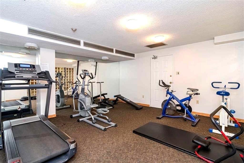 Swimming Pool Photo of 1603 6631 Minoru Boulevard, Richmond, BC