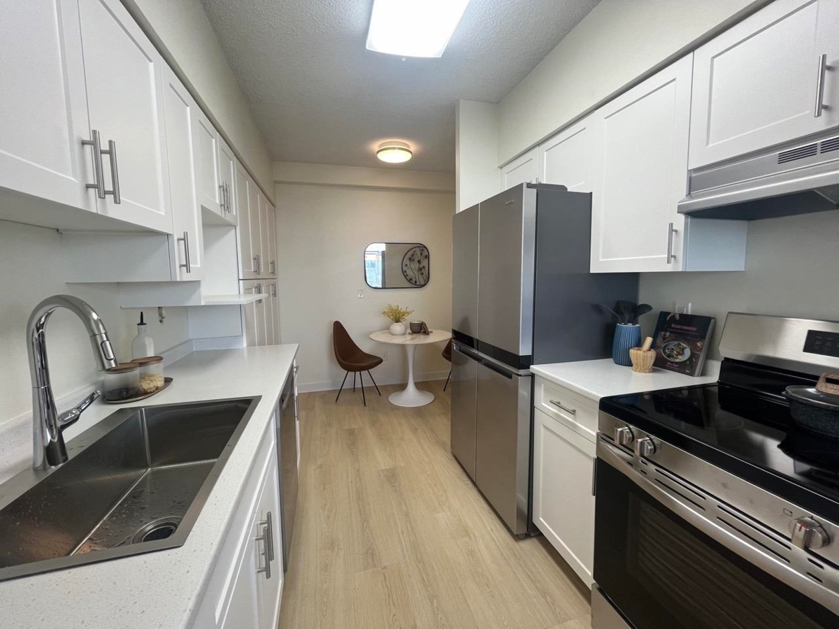 Walk-In Closet Photo of 1603 6631 Minoru Boulevard, Richmond, BC