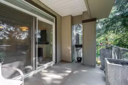 309 33318 E Bourquin Crescent, Abbotsford, BC, Abbotsford — Apartment/Condo for sale