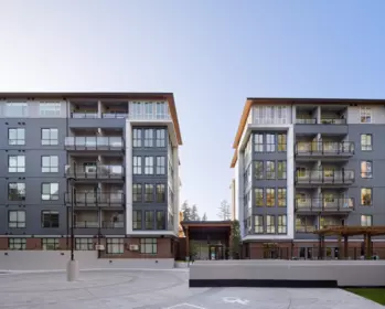 204 3438 146a Street, Surrey, BC, Surrey — Apartment/Condo for sale