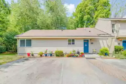 6182 W Greenside Drive, Surrey, BC, Surrey — Townhouse for sale