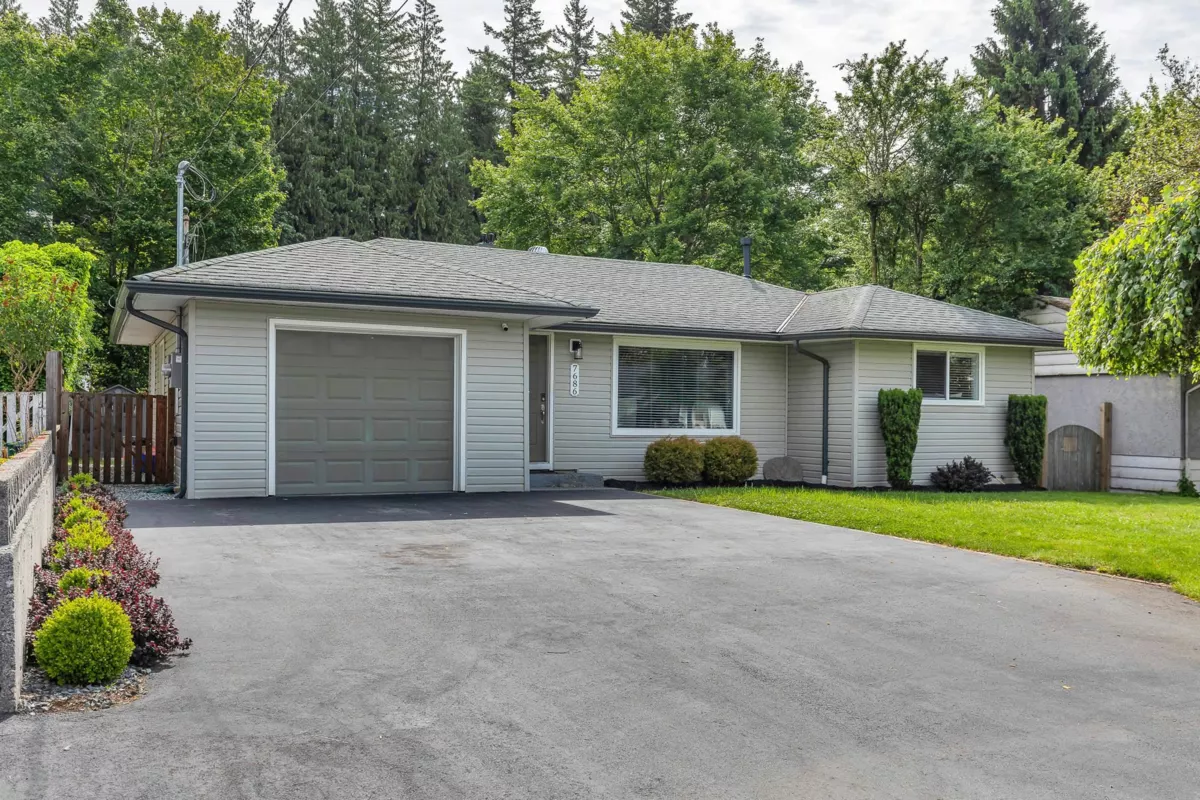 Exterior Front Photo of 7686 Blott Street, Mission, BC