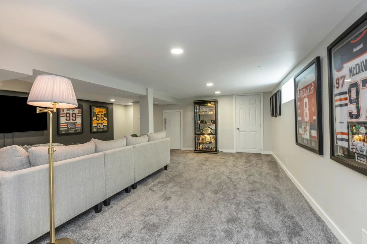 Front Yard Photo of 7686 Blott Street, Mission, BC