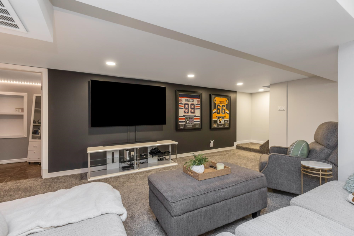 Outdoor Patio Photo of 7686 Blott Street, Mission, BC