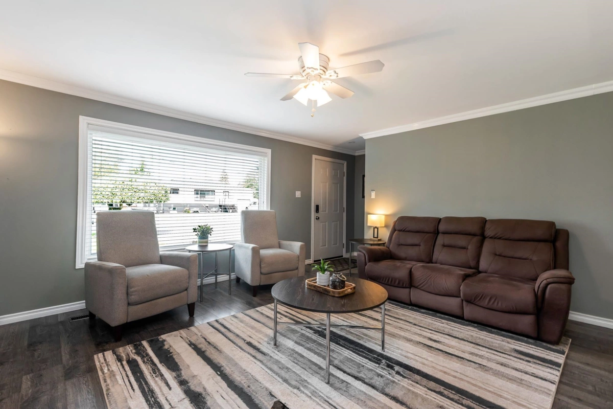 Powder Room Photo of 7686 Blott Street, Mission, BC