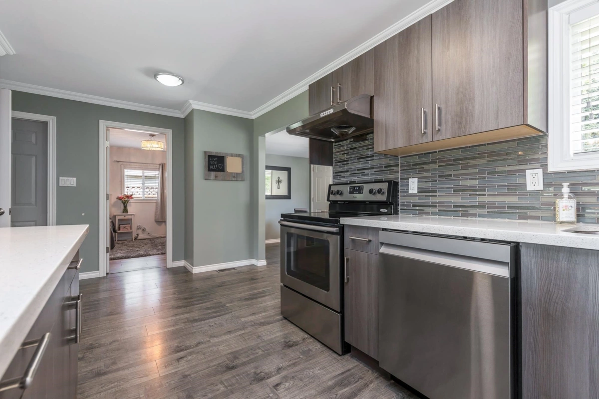 Walk-In Closet Photo of 7686 Blott Street, Mission, BC
