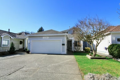 11465 207a Street, Maple Ridge, BC, Maple Ridge — Single Family Residence for sale