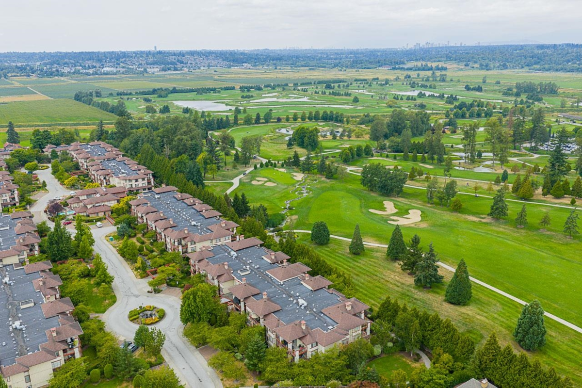 Family Room Photo of 308 16499 64 Avenue, Surrey, BC