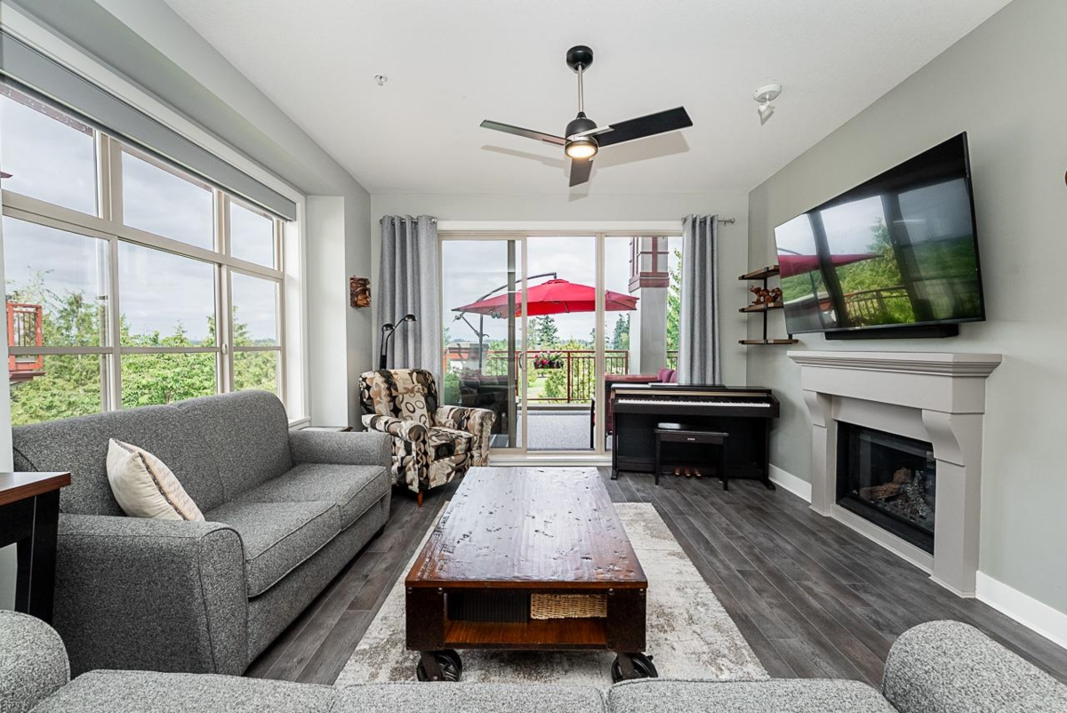 Pantry Photo of 308 16499 64 Avenue, Surrey, BC