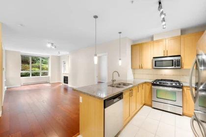 122 15918 26 Avenue, Surrey, BC, Surrey — Apartment/Condo for sale