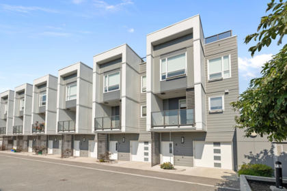 Office / Den Photo of 8 10800 No. 5 Road, Richmond, BC