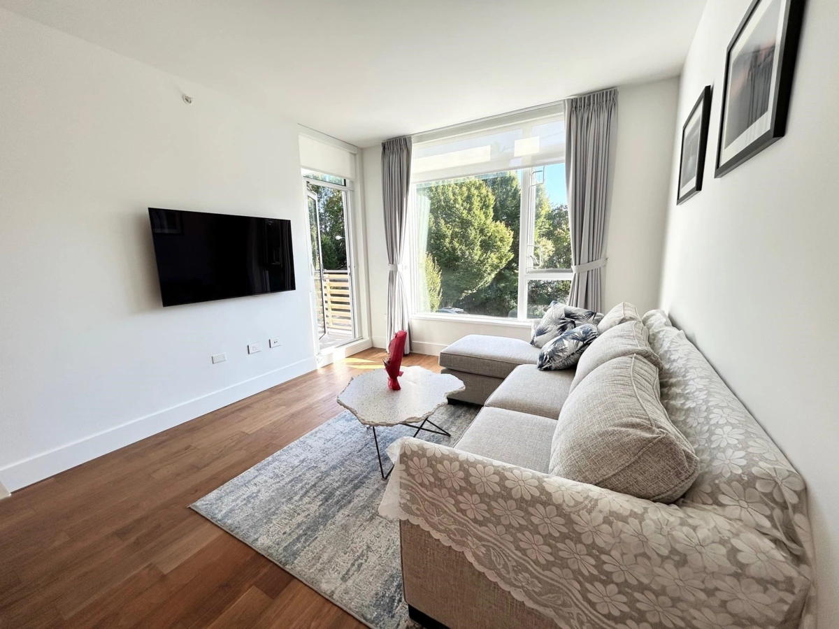 Dining Area Photo of 202 375 W 59th Avenue, Vancouver, BC