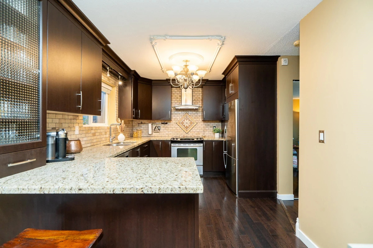 Walk-In Closet Photo of 1135 Vanier Avenue, Coquitlam, BC