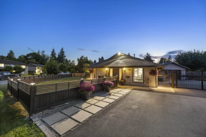 21825 Dover Road, Maple Ridge, BC, Maple Ridge — Single Family Residence for sale