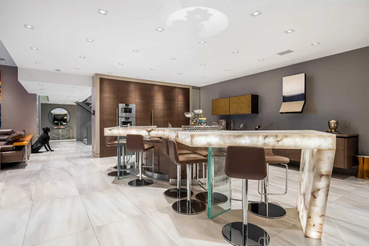 Bedroom 2 Photo of 2331 Westhill Drive, West Vancouver, BC