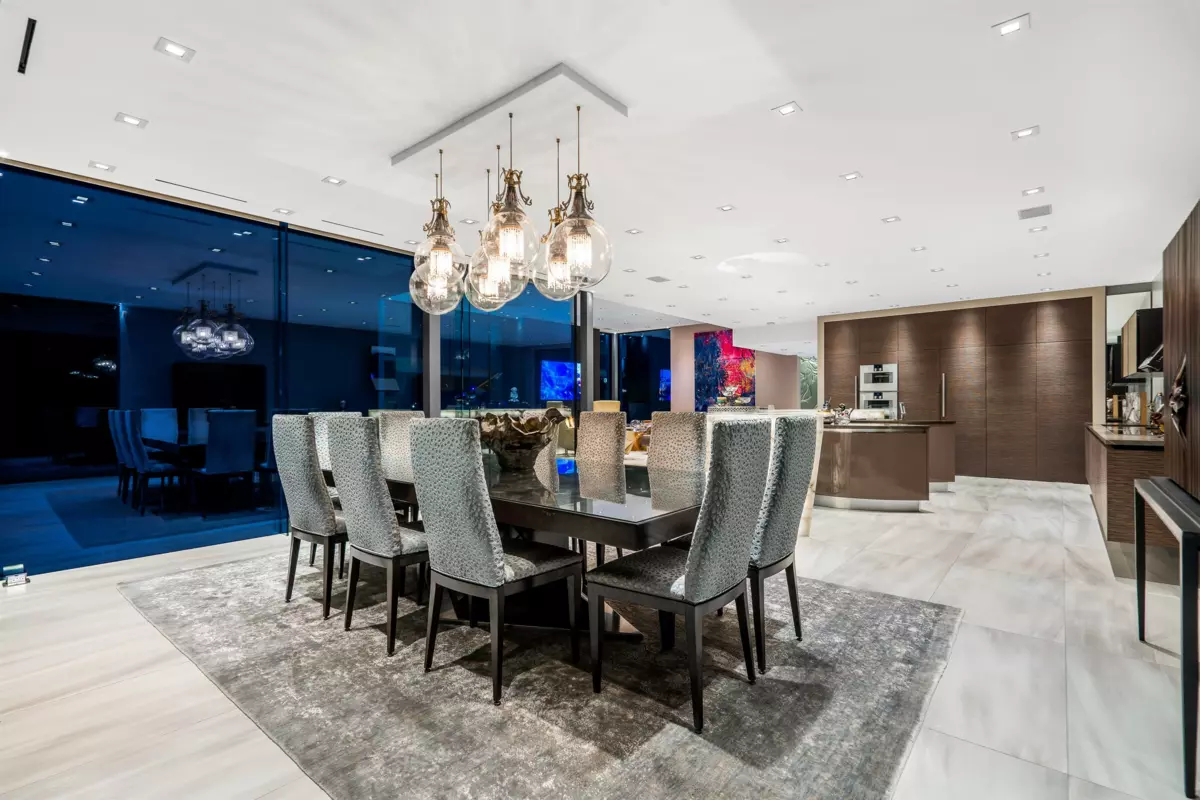 Loft / Bonus Room Photo of 2331 Westhill Drive, West Vancouver, BC