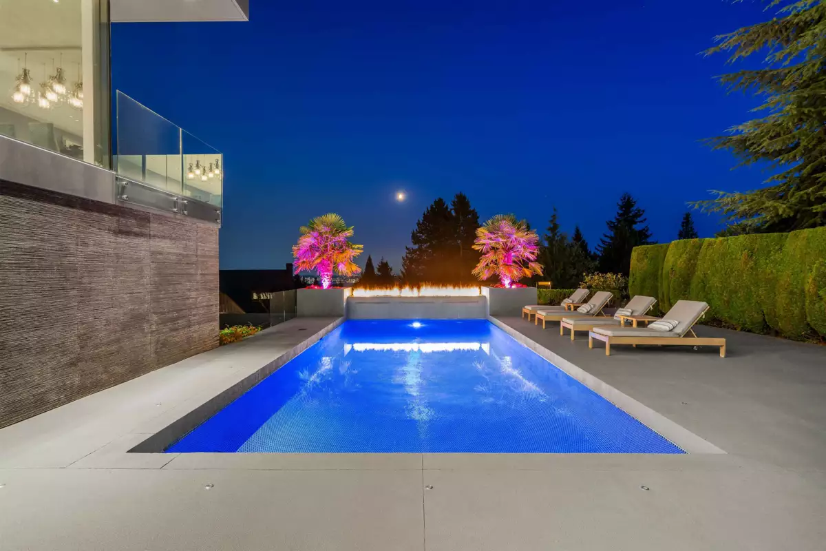 Office / Den Photo of 2331 Westhill Drive, West Vancouver, BC