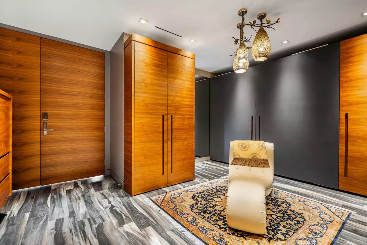 Outdoor Patio Photo of 2331 Westhill Drive, West Vancouver, BC