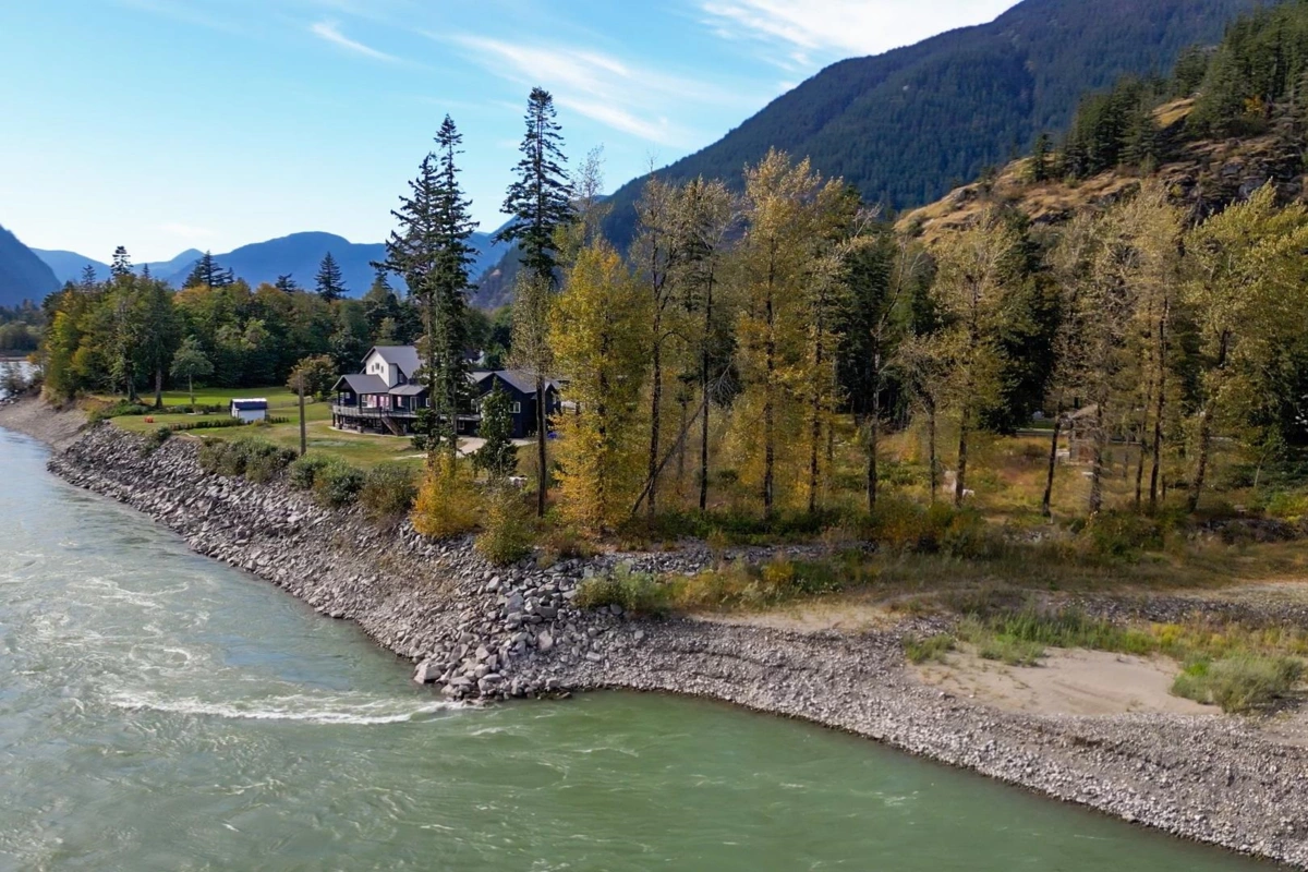 Bedroom 3 Photo of 20808 Landstrom Road, Hope, BC