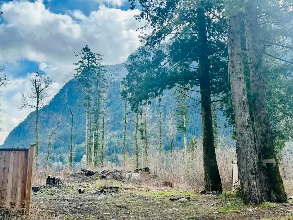 Kitchen Photo of 20808 Landstrom Road, Hope, BC