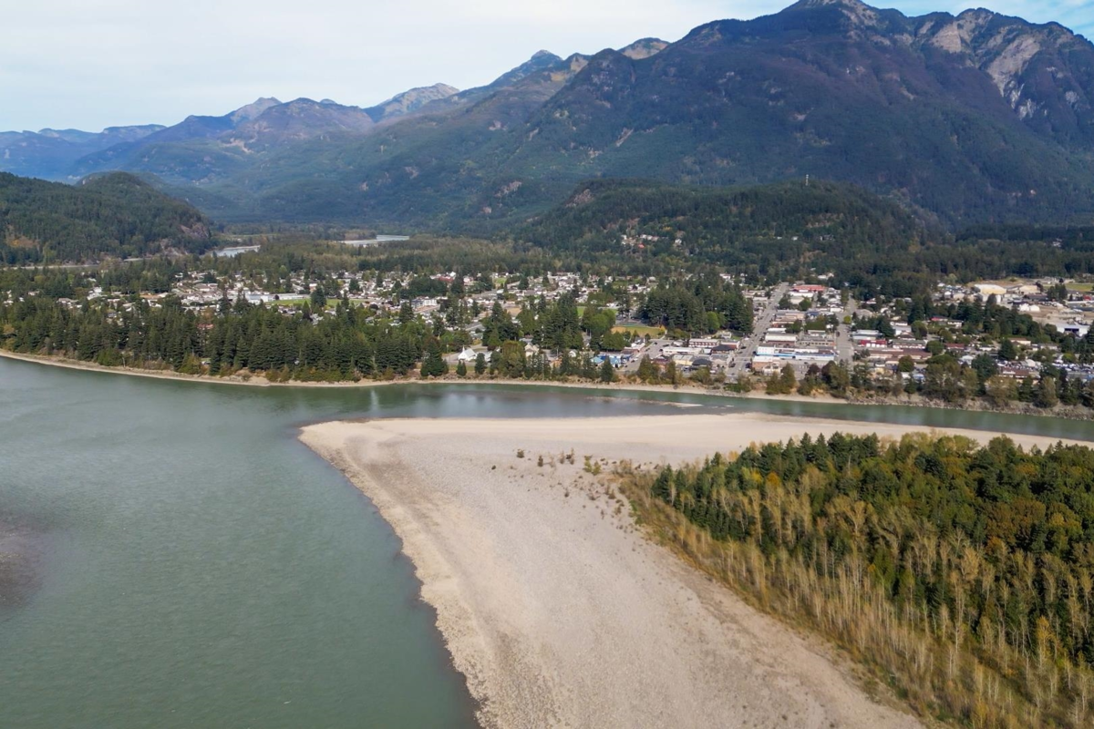 Primary Bathroom Photo of 20808 Landstrom Road, Hope, BC