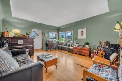 5514 Smith Avenue, Burnaby, BC, Burnaby — Single Family Residence for sale