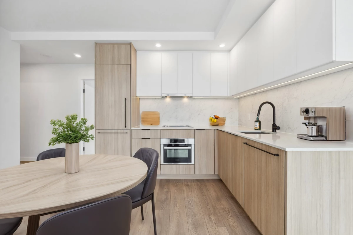 Family Room Photo of 1411 13685 102 Avenue, Surrey, BC